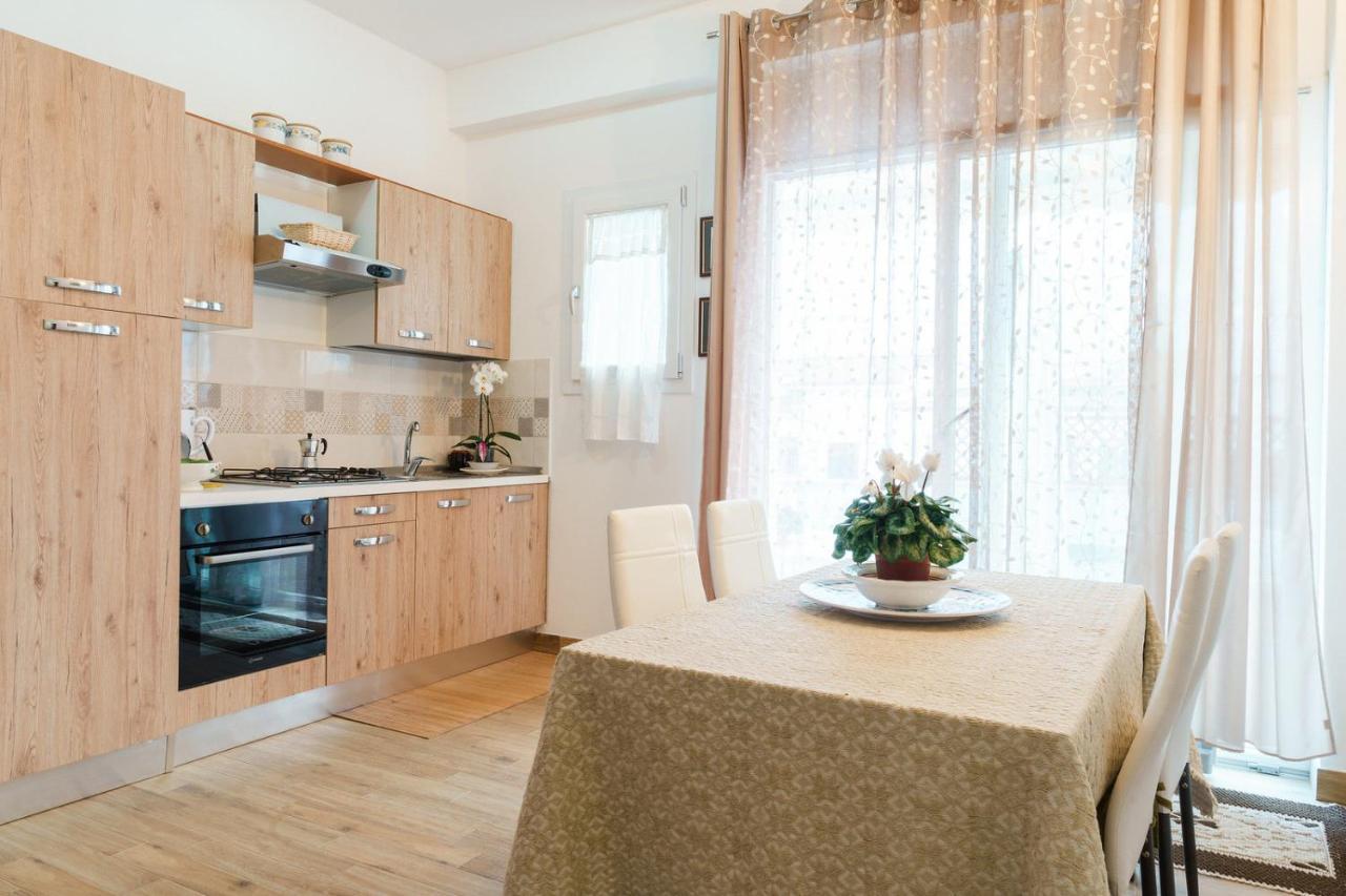 Holiday Home Alle Pavoncelle, Indipendente Con Terrazzo Di 60 Mq 斯库索港 外观 照片
