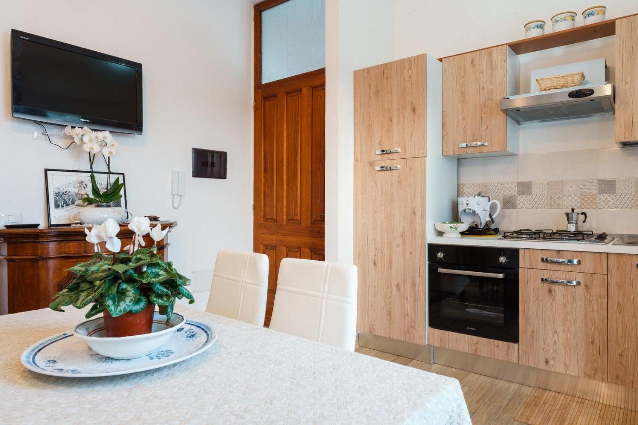 Holiday Home Alle Pavoncelle, Indipendente Con Terrazzo Di 60 Mq 斯库索港 外观 照片